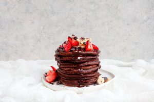 Healthy chocolate pancakes